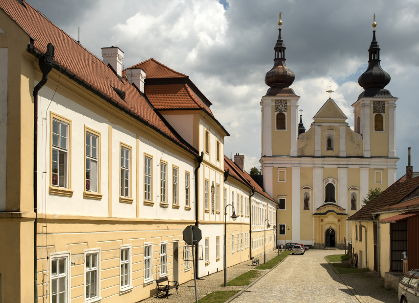 Klášter Panny Marie a kostel sv. Petra a Pavla Nová Říše