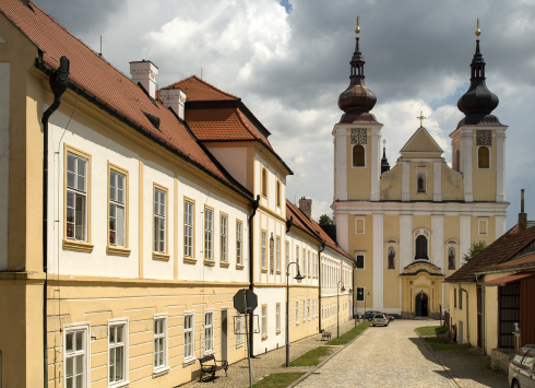 Klášter Panny Marie a kostel sv. Petra a Pavla Nová Říše