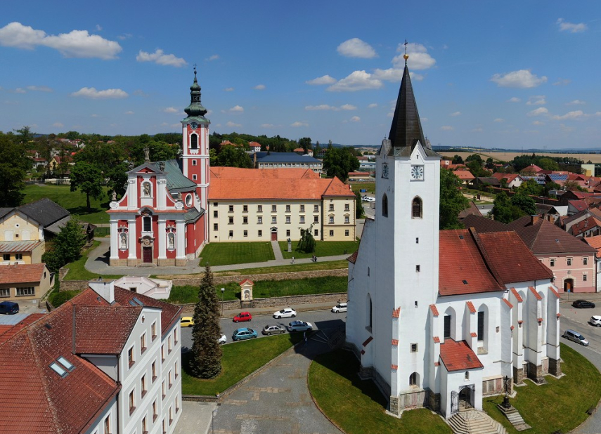 Pacov – městská památková zóna, městské muzeum Antonína Sovy, vesnická památková zóna Zhoř