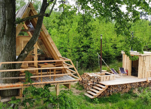 TREEHOUSE Triangl Bochovice